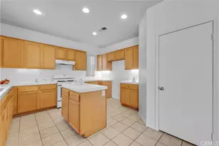 906 Sparrow, Perris, CA 92571 - Photo 13