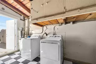 9562 Canton Ave, Anaheim, CA 92804 - Photo 27