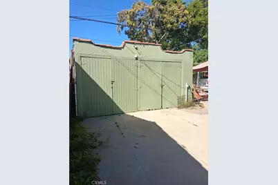 8469 Cypress, South Gate, CA 90280 - Photo 9