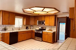 9425 Mountain Rd, Pinon Hills, CA 92372 - Photo 5