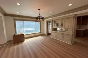 4239 S Raymond Ave, Los Angeles, CA 90037 - Photo 11