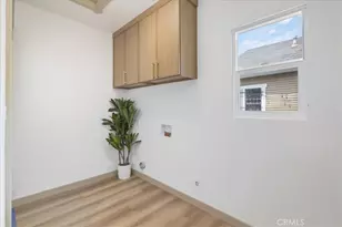 4239 S Raymond Ave, Los Angeles, CA 90037 - Photo 27