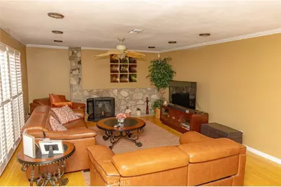 24314 Berendo, Harbor City, CA 90710 - Photo 11