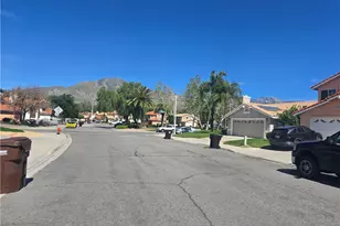 7838 Lavender Ct, Highland, CA 92346 - Photo 19