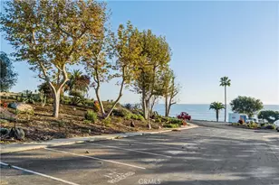 17350 W Sunset, Pacific Palisades, CA 90272 - Photo 25