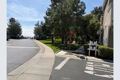 114 Byrnes, Placentia, CA 92870 - Photo 25