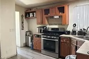 9080 Bloomfield, Cypress, CA 90630 - Photo 7