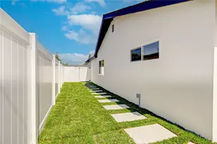 2433 Littleton, Costa Mesa, CA 92626 - Photo 49