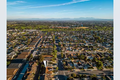 2171 Pomona, Costa Mesa, CA 92627 - Photo 15