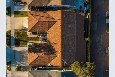 2171 Pomona, Costa Mesa, CA 92627 - Photo 13