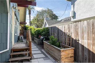 2439 E 6th, Long Beach, CA 90814 - Photo 25