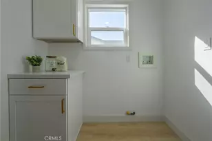 945 N Summer, Anaheim, CA 92805 - Photo 33