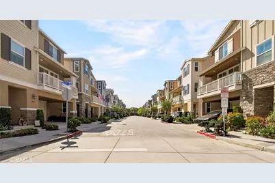 390 N Bellarose Way, Anaheim, CA 92805 - Photo 23