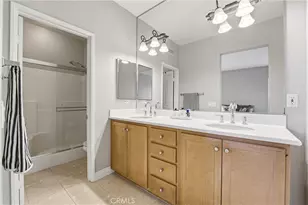 143 Lockford, Irvine, CA 92602 - Photo 23