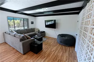 23755 Zuger, Crestline, CA 92325 - Photo 15