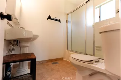 23755 Zuger, Crestline, CA 92325 - Photo 17