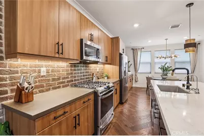 831 S Grable Circle, Orange, CA 92868 - Photo 11