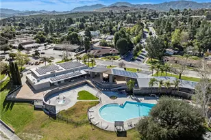 26824 Cir of the Oaks, Newhall, CA 91321 - Photo 35