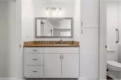 26824 Circle Of The Oaks, Newhall, CA 91321 - Photo 17