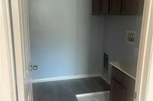 18265 Evening Primrose Lane, San Bernardino, CA 92407 - Photo 13