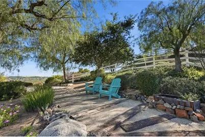 21715 The Trails Cir, Murrieta, CA 92562 - Photo 49