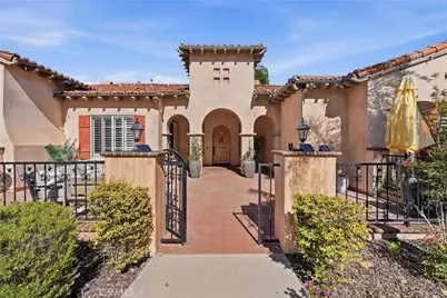 21715 The Trails Cir, Murrieta, CA 92562 - Photo 3