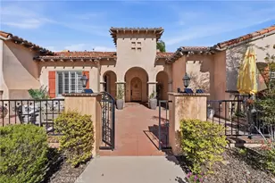 21715 The Trails Cir, Murrieta, CA 92562 - Photo 3