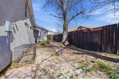 130 Mountainside Drive, Palmdale, CA 93550 - Photo 29