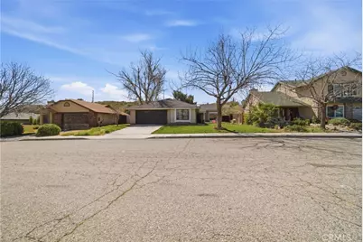 130 Mountainside Drive, Palmdale, CA 93550 - Photo 35