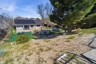 130 Mountainside Dr, Palmdale, CA 93550 - Photo 33