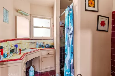 10001 Bowman Avenue, South Gate, CA 90280 - Photo 7