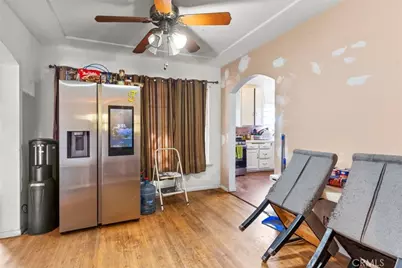 10001 Bowman Avenue, South Gate, CA 90280 - Photo 5