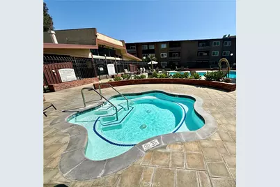 12200 Montecito Road #D221, Seal Beach, CA 90740 - Photo 13