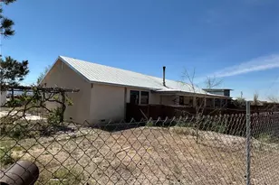 46363 Valley Center #A B, Newberry Springs, CA 92365 - Photo 13