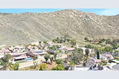 10011 Thornbird Court, Moreno Valley, CA 92557 - Photo 57