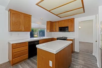 10011 Thornbird Court, Moreno Valley, CA 92557 - Photo 13