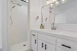 1112 E Ave J4, Lancaster, CA 93535 - Photo 17