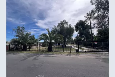 2527 W Third Avenue, San Bernardino, CA 92407 - Photo 45