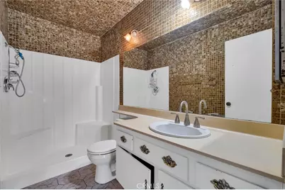 12603 Oakthorn, La Mirada, CA 90638 - Photo 15