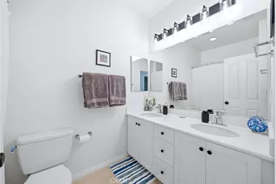 23 Aryshire Lane, Ladera Ranch, CA 92694 - Photo 17