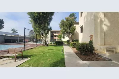 7735 Newman Avenue #104, Huntington Beach, CA 92647 - Photo 15