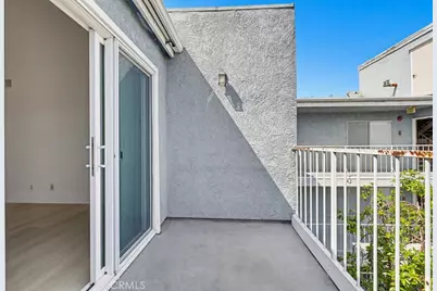 955 E 3rd Street, Long Beach, CA 90802 - Photo 29