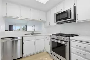 955 E 3rd St, Long Beach, CA 90802 - Photo 17