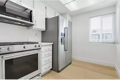 955 E 3rd Street, Long Beach, CA 90802 - Photo 19