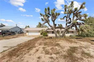 56620 Hidden Gold Dr, Yucca Valley, CA 92284 - Photo 5