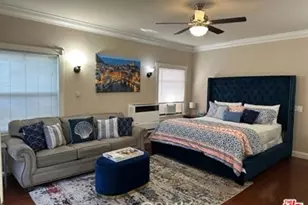 1025 Locust Ave, Long Beach, CA 90813 - Photo 9