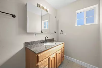 2057 Bush, Santa Ana, CA 92706 - Photo 37