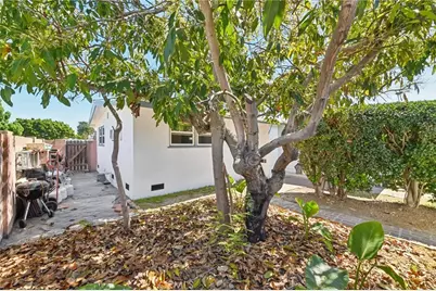 13631 Richardson Way, Westminster, CA 92683 - Photo 35