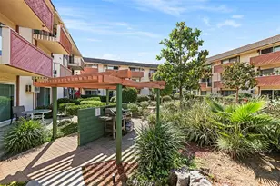 5585 E Pacific Coast Hwy, Long Beach, CA 90804 - Photo 3