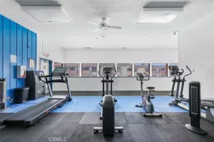 5585 E Pacific Coast Hwy, Long Beach, CA 90804 - Photo 13